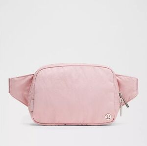 *NWT* LULULEMON Everywhere Belt Bag Large 2L, Color - Pink Haze